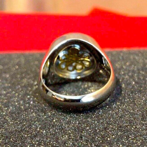 Marvel's Agents of S.H.I.E.L.D.Women's Ring in Sterling Silver Size 4 - Picture 6 of 7